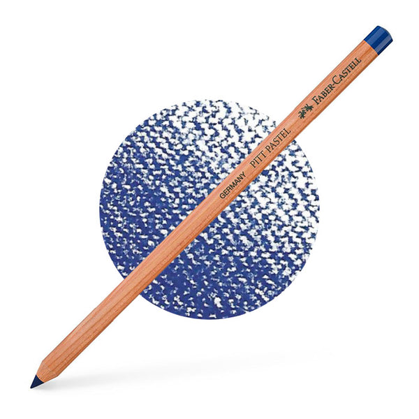Crayon PITT pastel de Faber-Castell. Couleur bleu héliorougeatre 151. Produit fabriqué en bois FSC et certifié carboneutre. - Vendu par le Studio d'art Shuffle